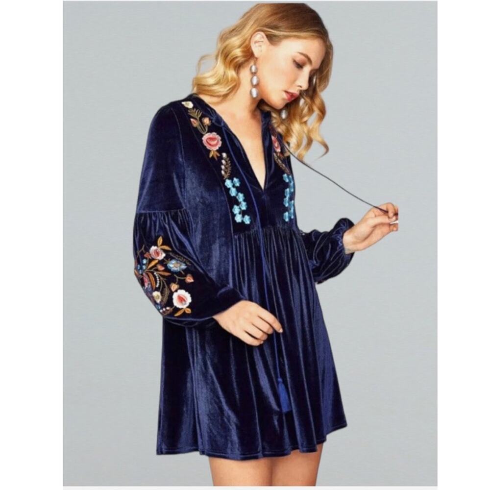 Zara Women Luxe Velvet Embroidered Navy Boho Dress Size M